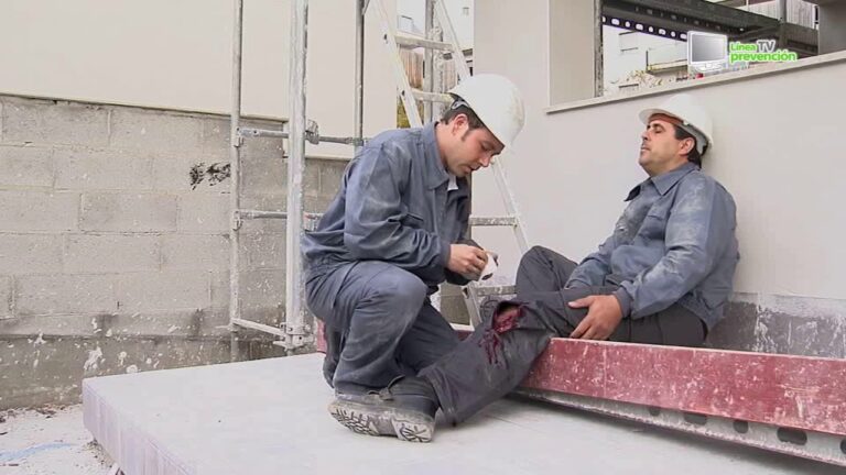 Protocolos de Emergencia en Alturas: Gu&iacute;a para la Seguridad Vertical
